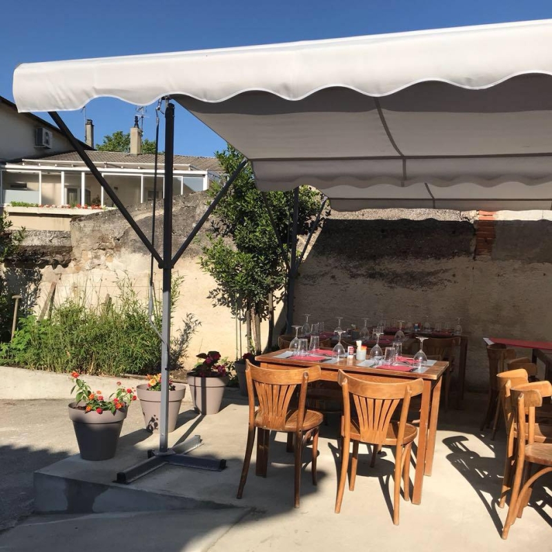 Le restaurant - Restaurant Pizzeria Bar De La Poste - restaurant ESTRABLIN - Pizzeria Estrablin - Pizzeria Vienne 38 - Restaurant septeme - restaurant ESTRABLIN